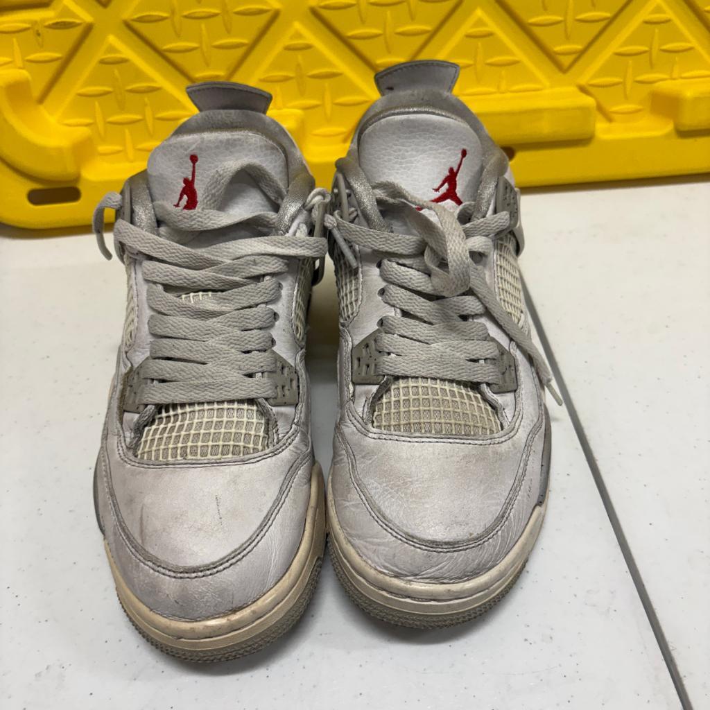 Jordan 4 Retro White Oreo Tech Grey GS DJ4699-100 Size 6.5Y Mens 6.5 Sneakers