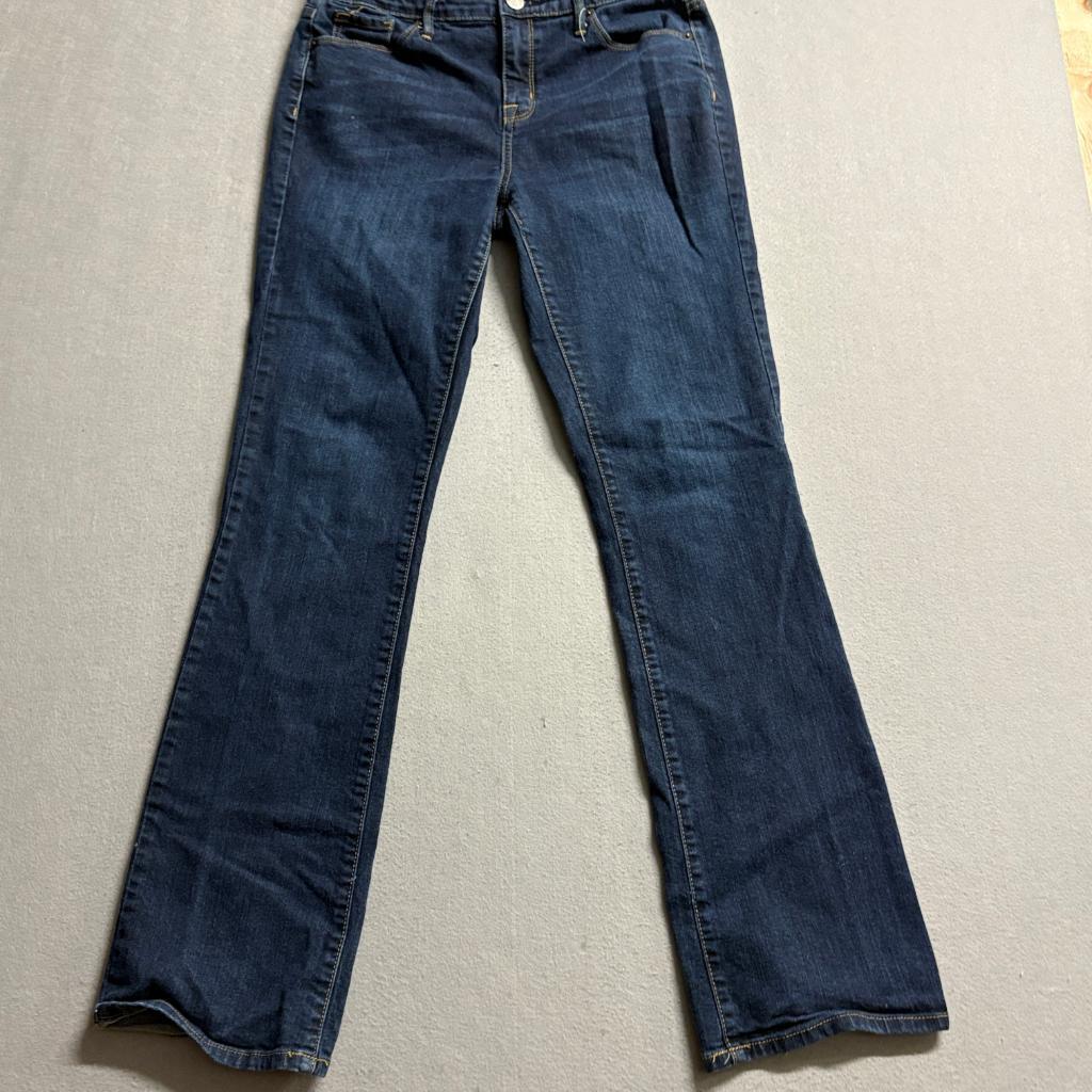 Mossimo Premium Denim Curvy Bootcut Jeans Womens 8R Dark Wash Stretch Blue