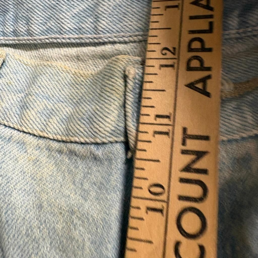 Vintage Wrangler Authentics Jeans Mens 36x32 Made in USA Light Wash Denim