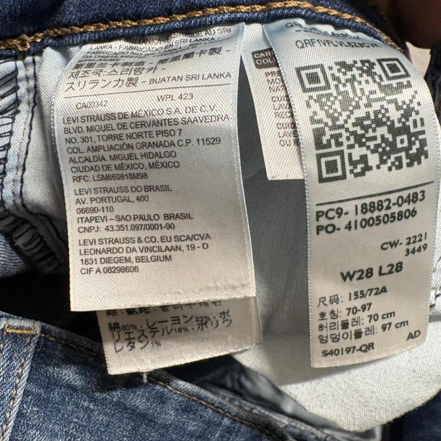 Levis 721 High Rise Skinny Jeans Womens 28x28 Distressed Blue Denim Stretch
