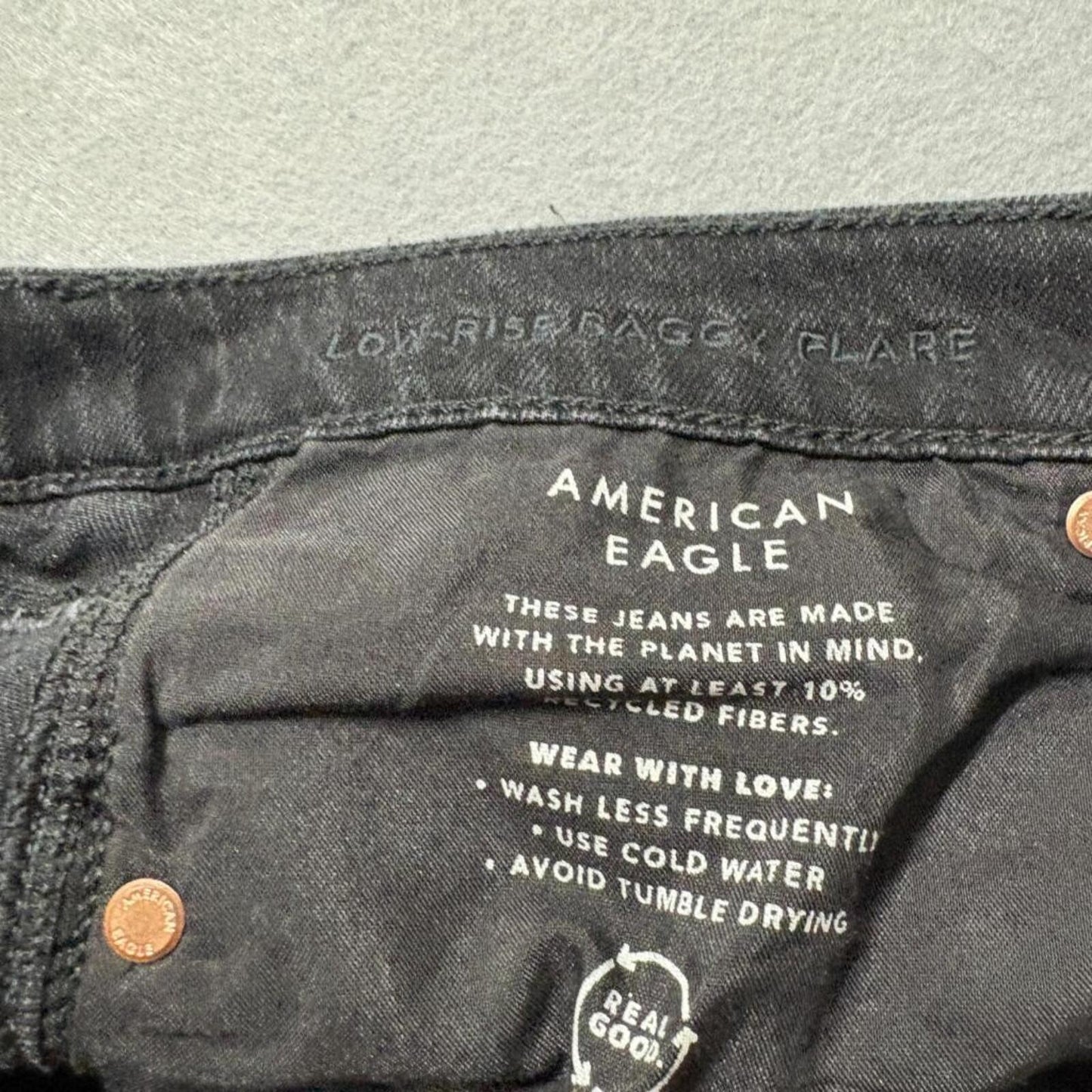 American Eagle Low Rise Baggy Flare Jeans Womens 10 Long Black Distressed