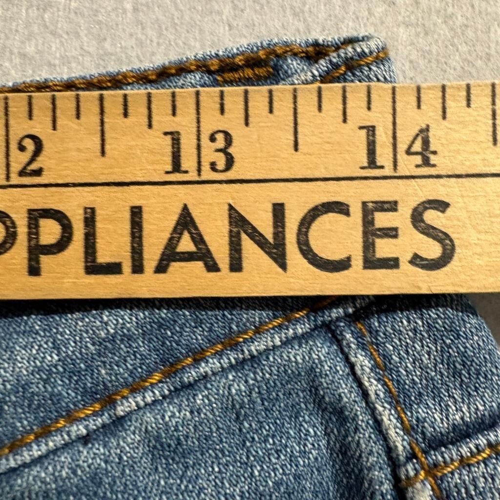 Levi's 501 Women's Blue Denim Jeans W28 L32 Straight Leg 100% Cotton Made in USA