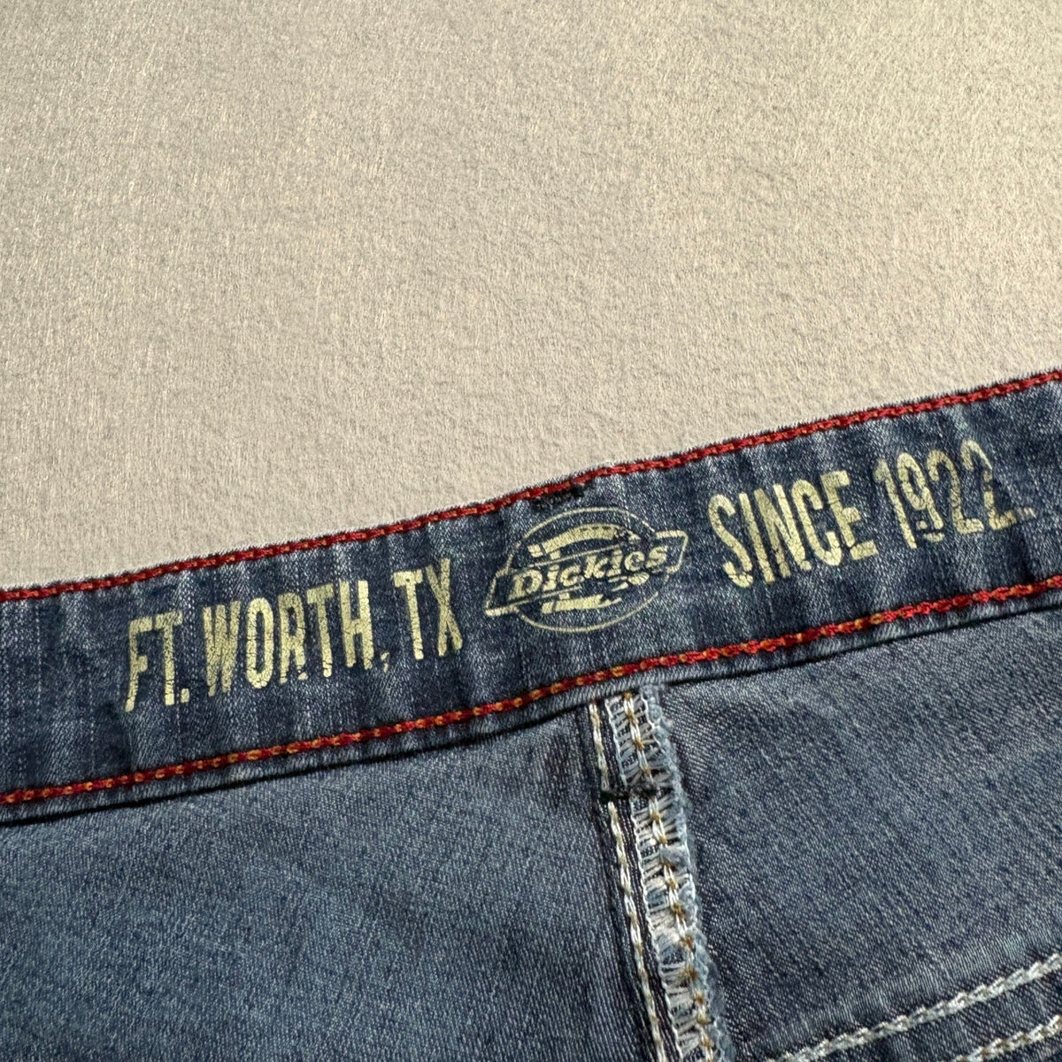 Dickies Mens Jeans Size 36x29 Blue Denim Straight Leg Work Stretch FD635MNG