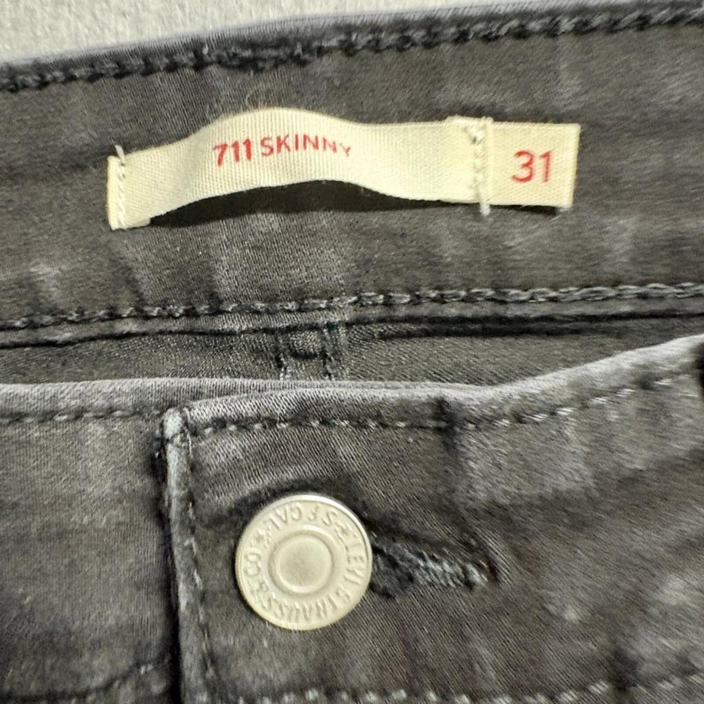 Levis 711 Skinny Jeans Womens 31 W31 L30 Black Denim Stretch WaterLess