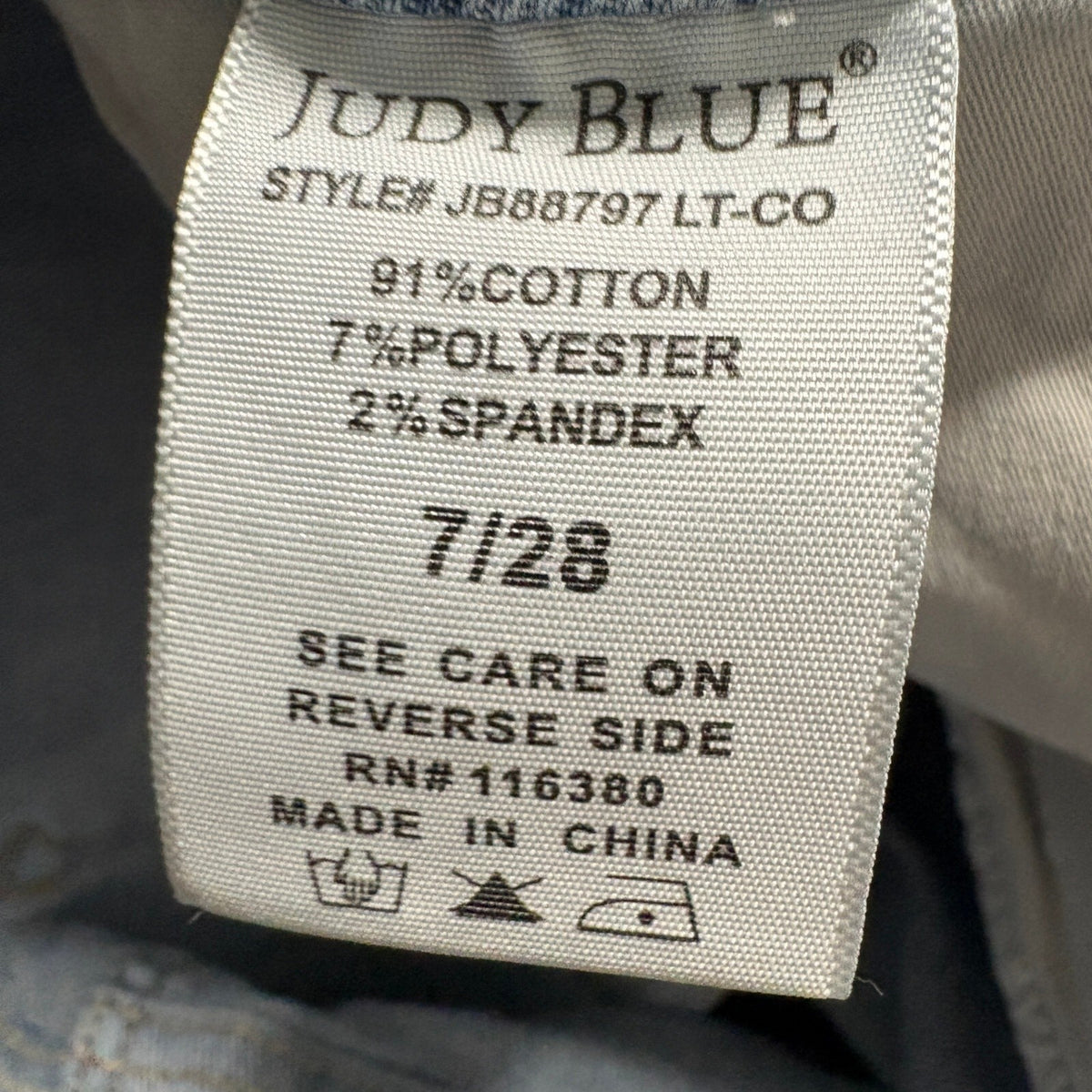 Judy Blue Distressed Raw Hem Ankle Jeans Size 7 / 28 High Rise Stretch Light