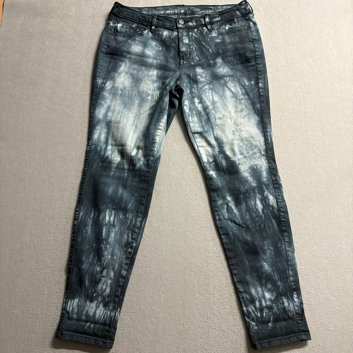 a.n.a Womens Tie Dye Jegging Jeans Size 31/12 Black Gray Acid Wash Stretch Denim