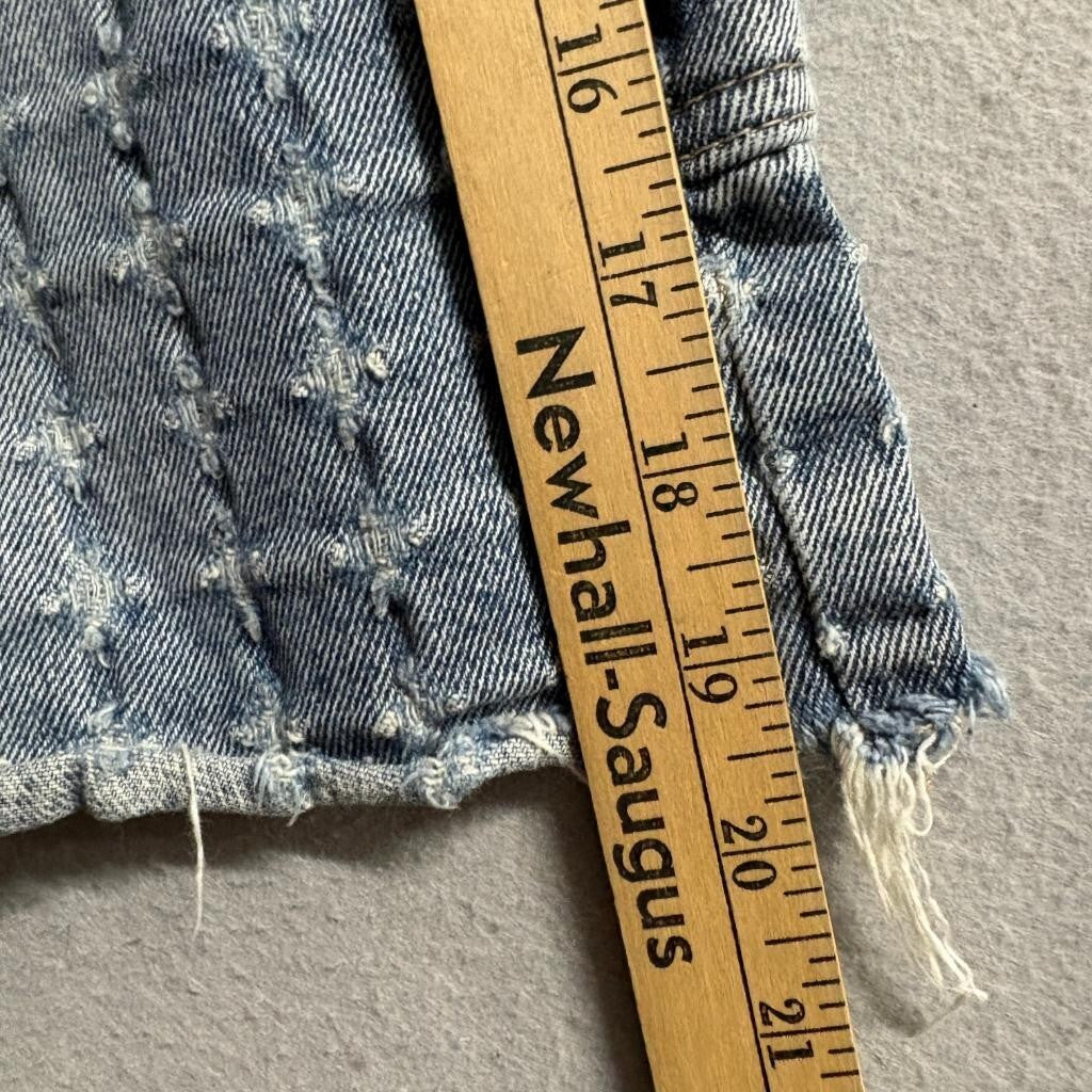 Forever 21 Premium Denim Distressed Jean Shorts Womens 26 Blue Cut Off Bermuda