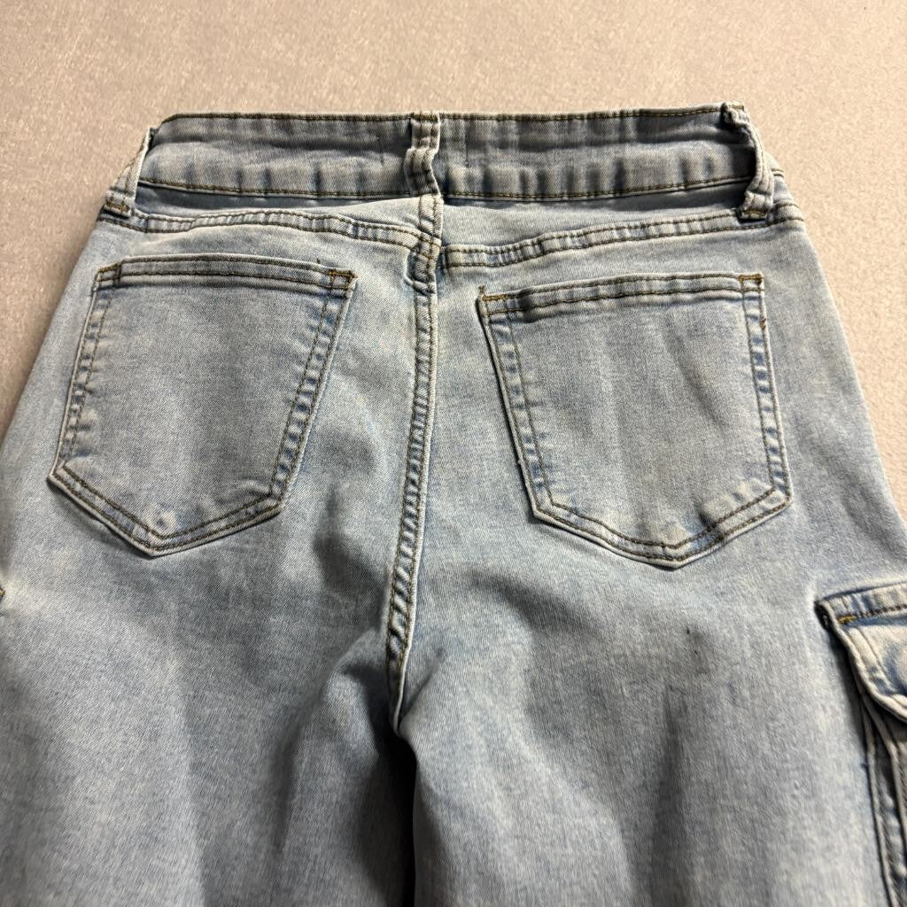 Fire & Rain Cargo Jeans Womens Size 5 Light Wash Wide Leg High Rise Stretch
