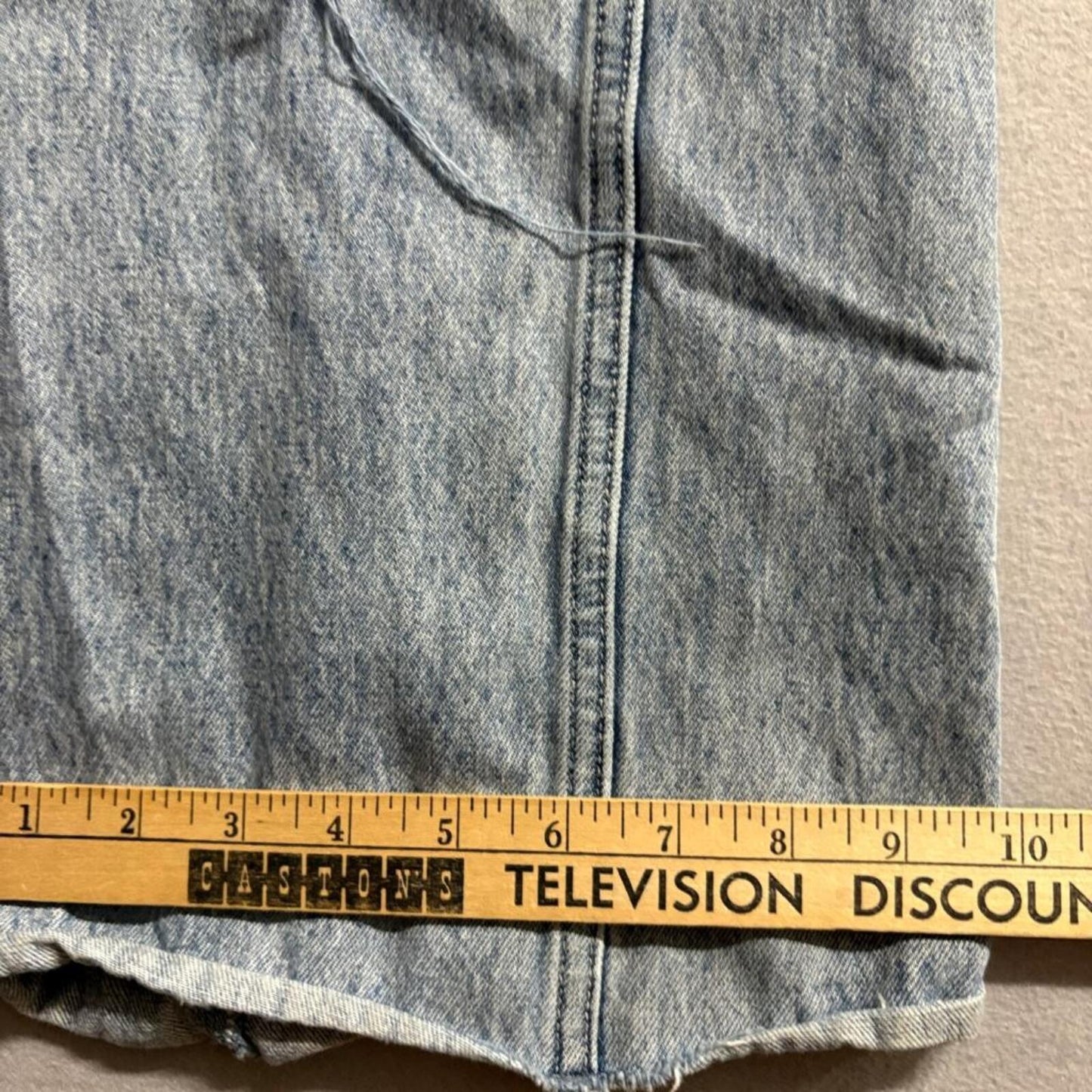 Hollister Low Rise Baggy Jeans Womens 2R W26 Distressed Ripped Light Wash Denim