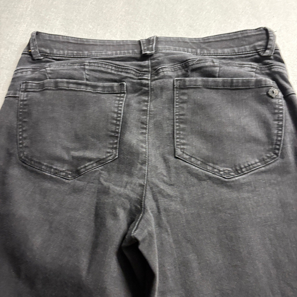 Democracy Ab Solution Jeans Womens 14 Black Denim Straight Leg Stretch