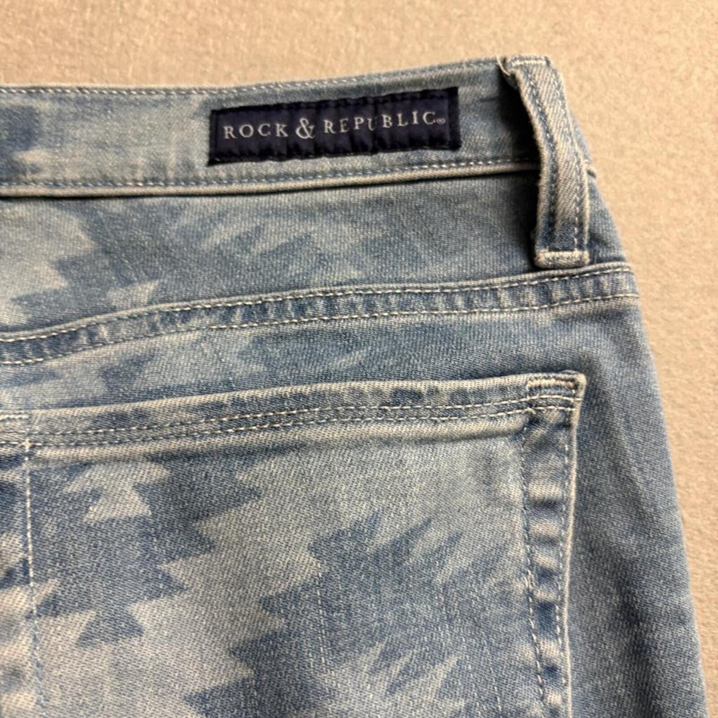 Rock and Republic Berlin Skinny Jeans Womens 4M Blue Aztec Geometric Print