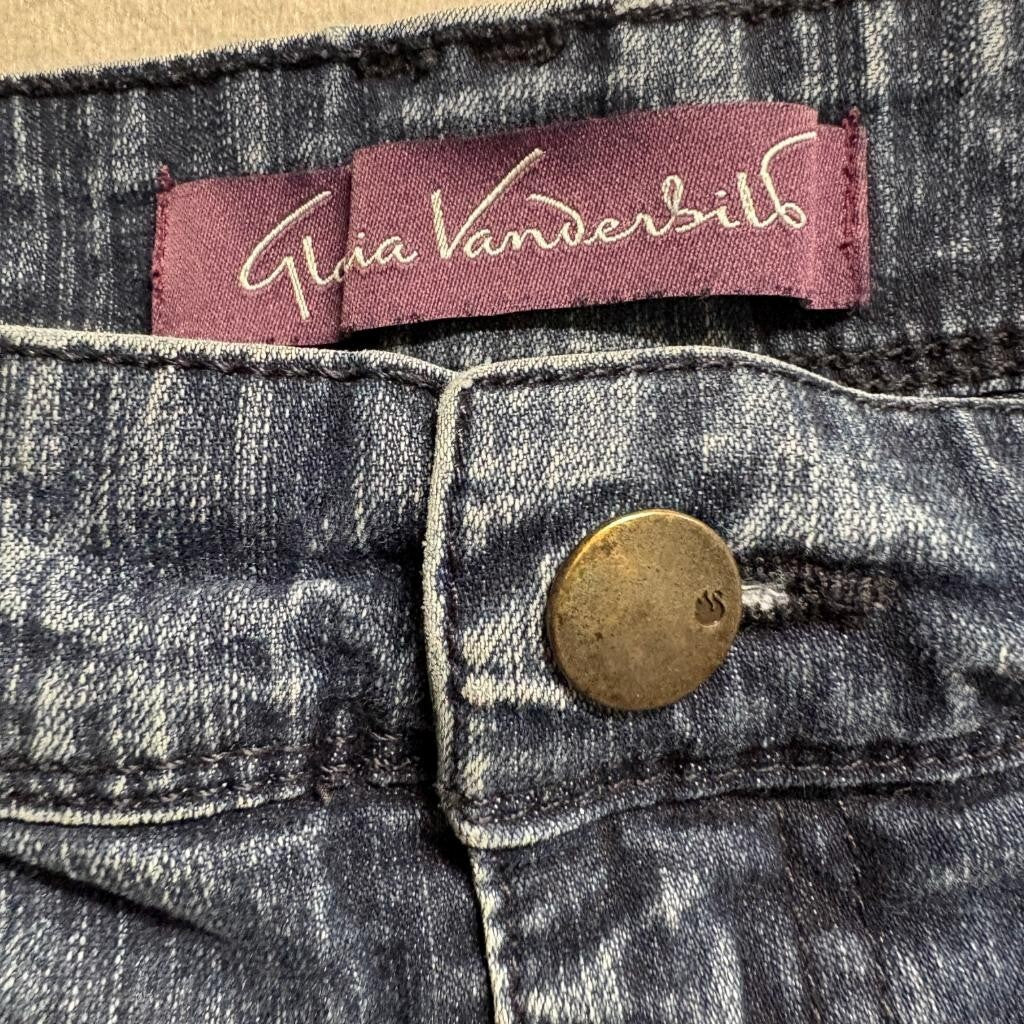 Gloria Vanderbilt Skimmer Denim Shorts Womens 10 Blue Cuffed Capri Bermuda