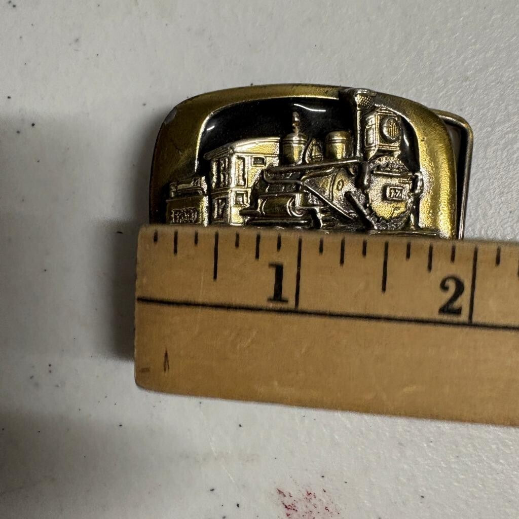 Vintage MM Limited Chicago Steam Locomotive Train Belt Buckle 1983 Brass USA