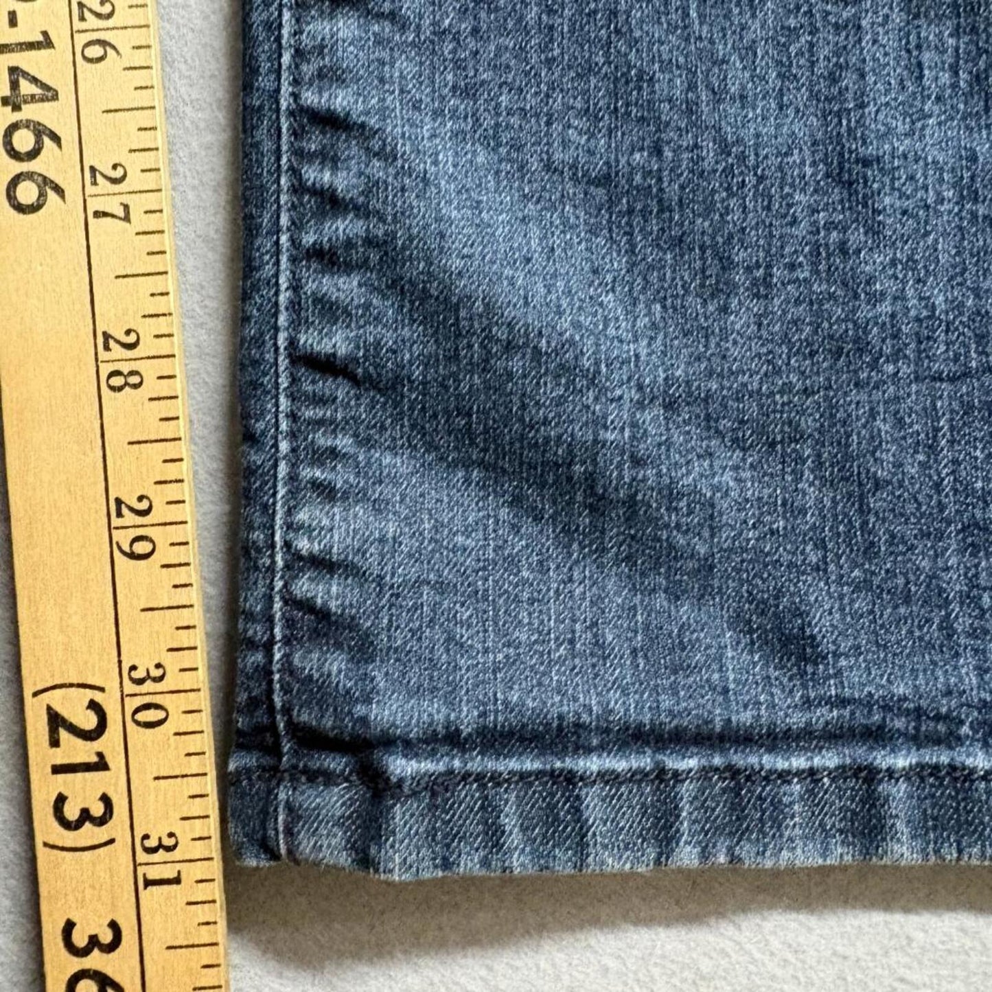 NYDJ Not Your Daughters Jeans Womens 10 Blue Straight Leg Rhinestone Pockets USA