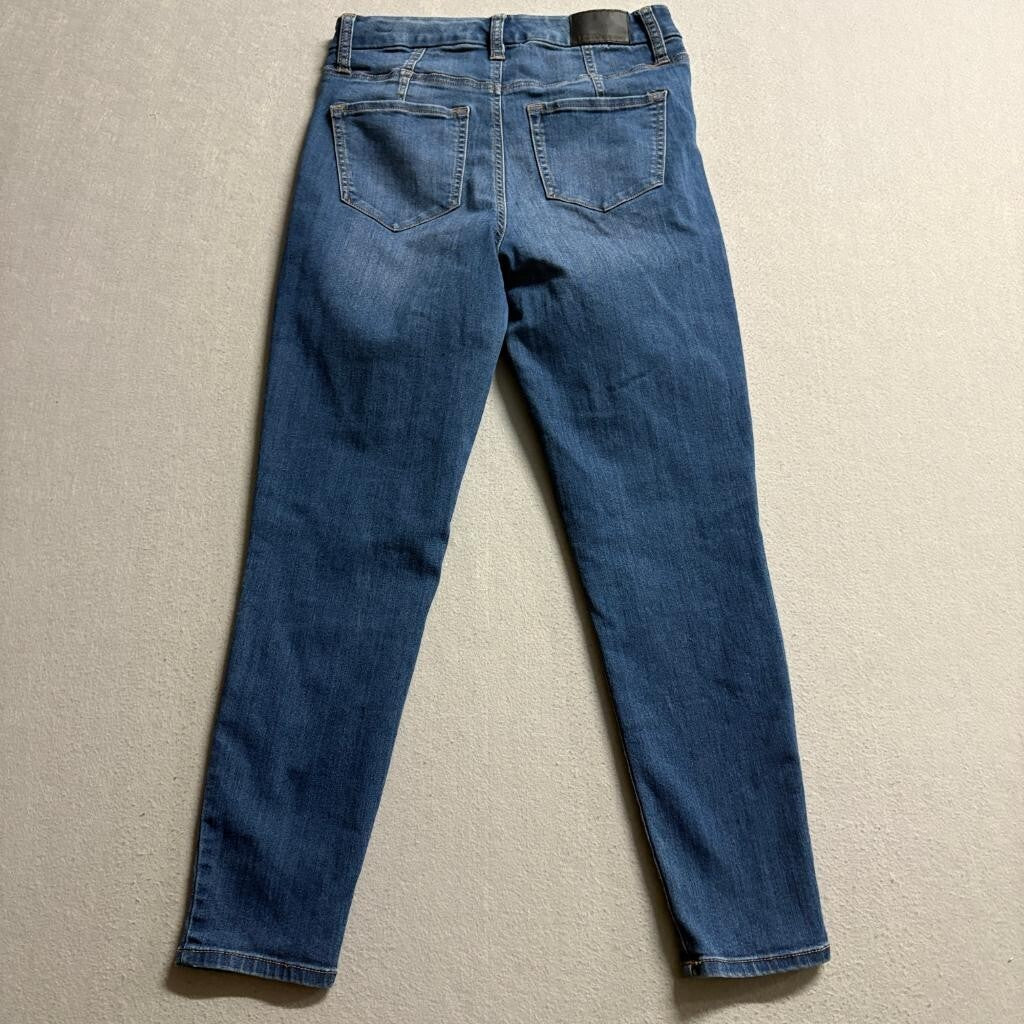 BCBGeneration High Rise Curvy Skinny Jeans Womens Size 9/29 Medium Wash Blue