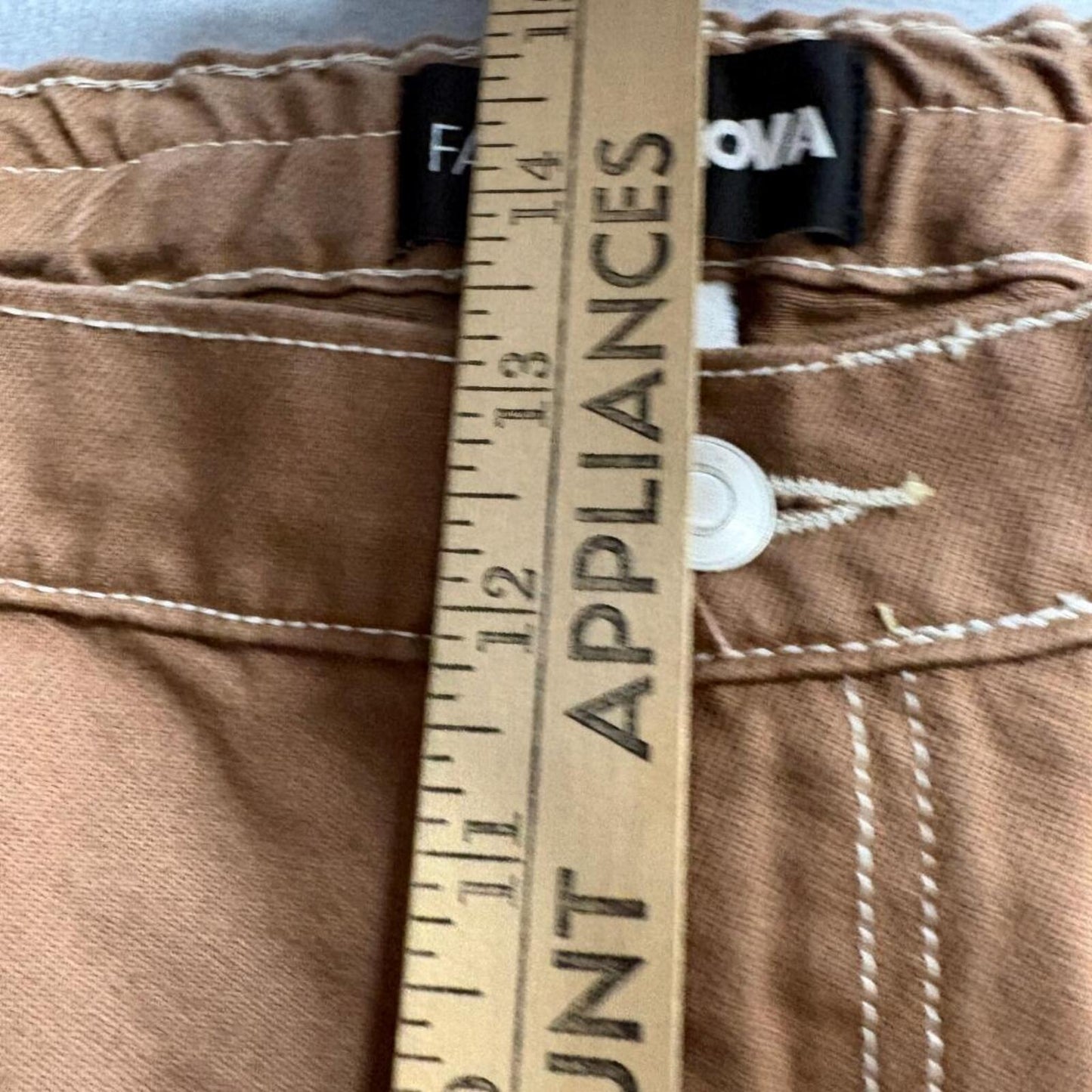 Fashion Nova Give Me A Break Cargo Carpenter Jeans Womens Size 15 Brown Cotton