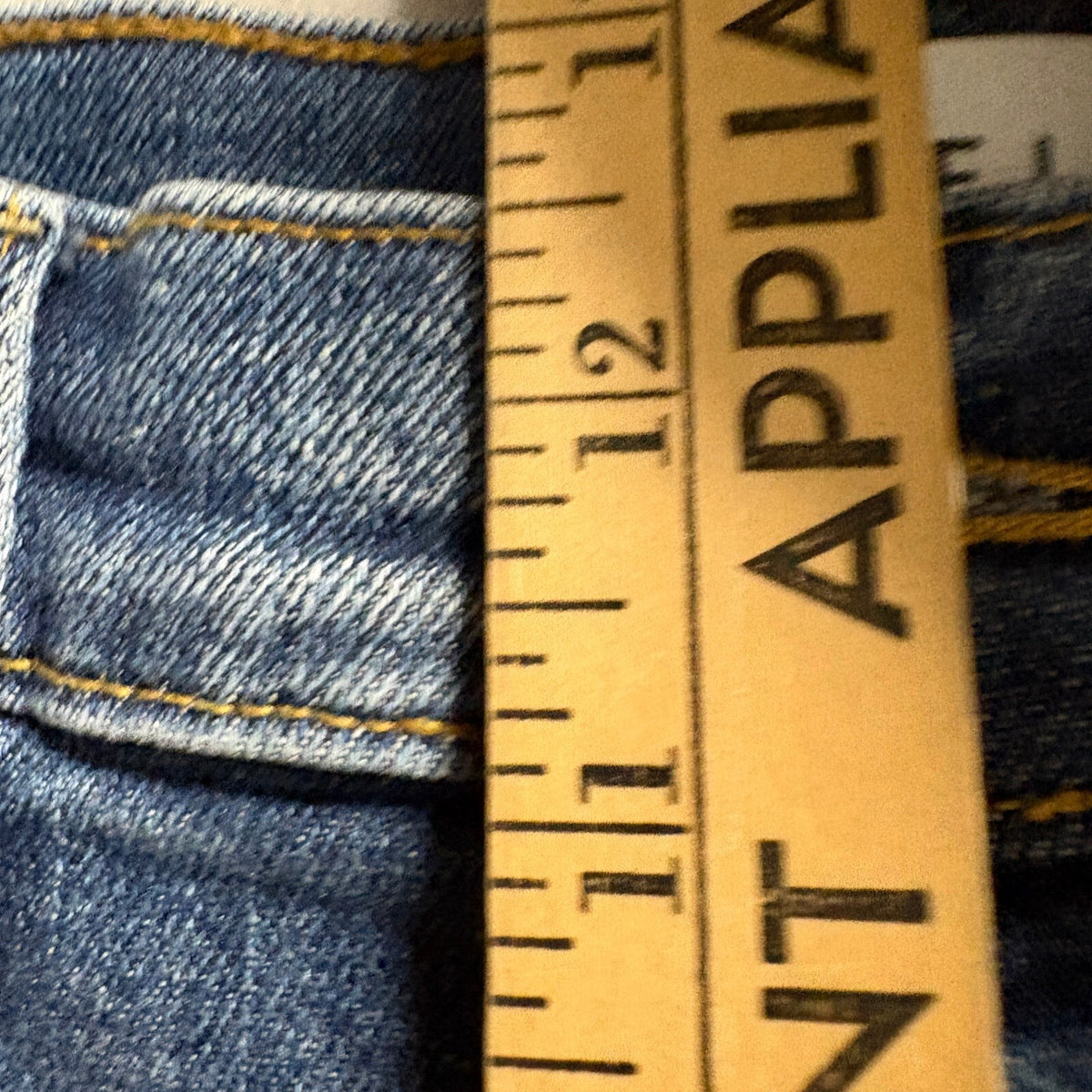 Cello Los Angeles High Rise Wide Leg Raw Hem Jeans Womens Size 11 Blue Stretch