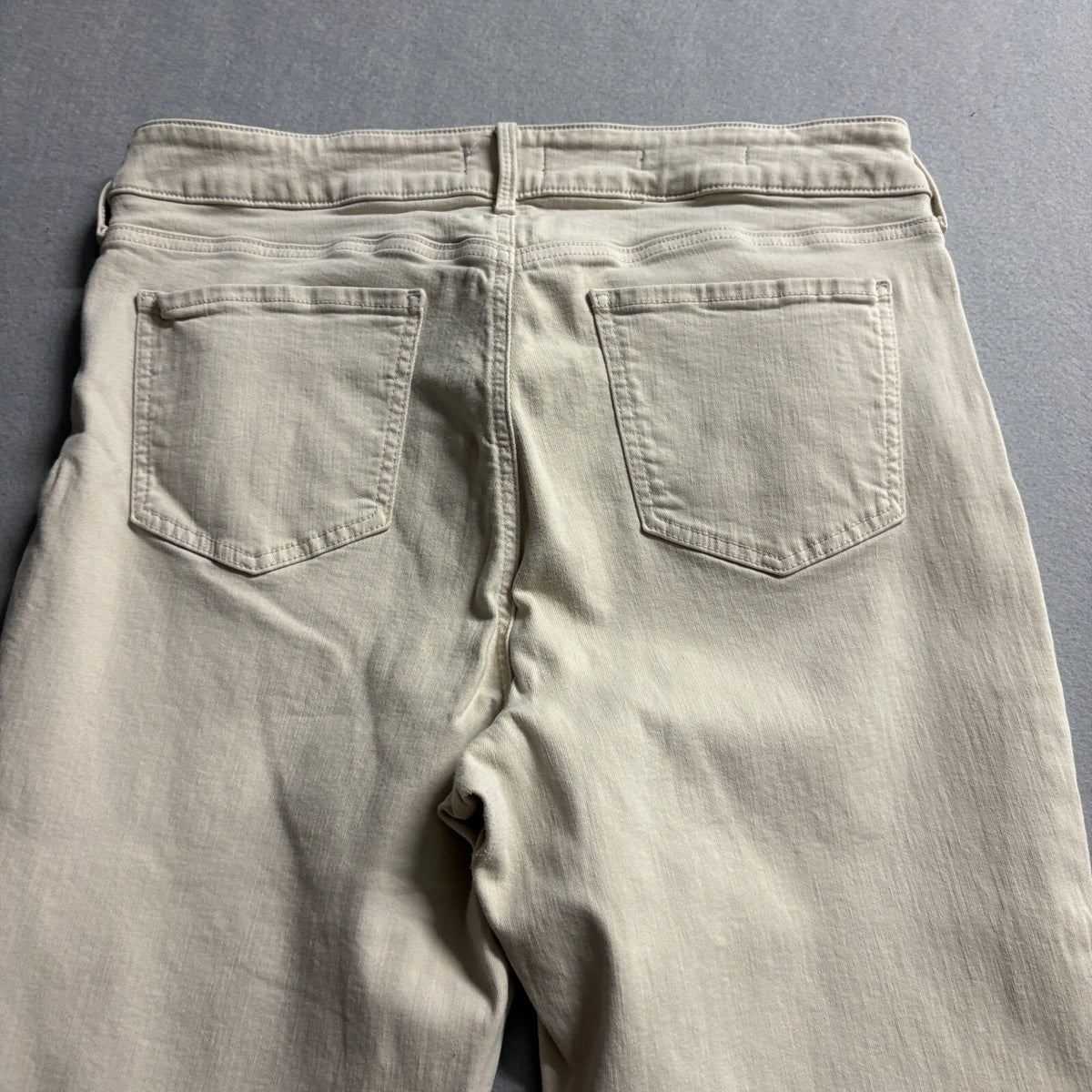 NYDJ Marilyn Straight Leg Jeans Womens Size 14 Beige Khaki Lift Tuck Denim