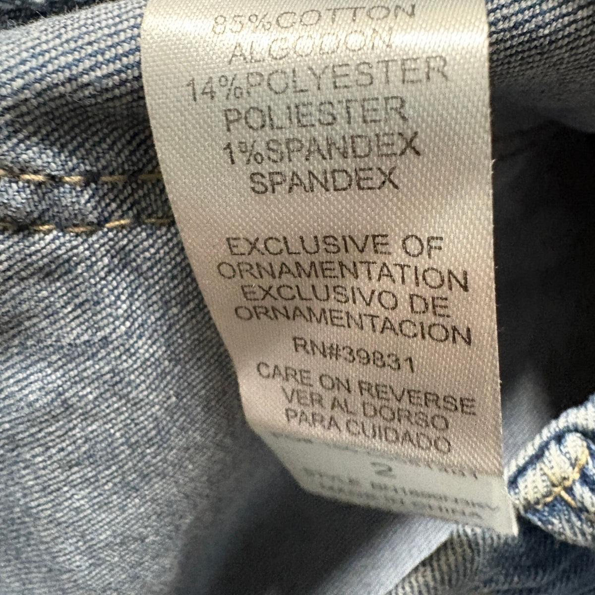 Democracy Womens High Rise Cropped Denim Jeans Size 2 Light Wash Stretch Raw Hem