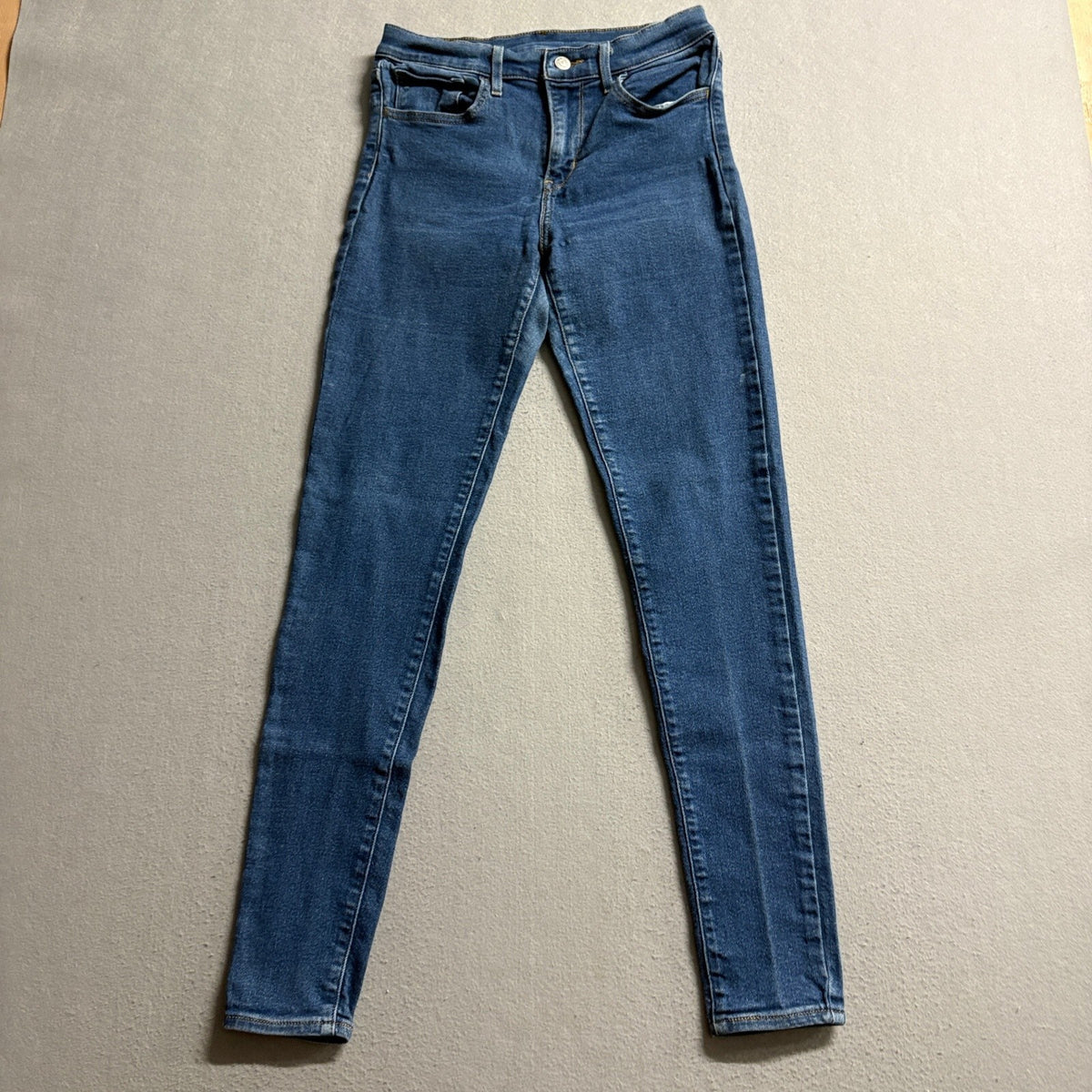 Levi's Womens Blue Denim Jeans Size W27 L32 Skinny Mid Rise Stretch Cambodja