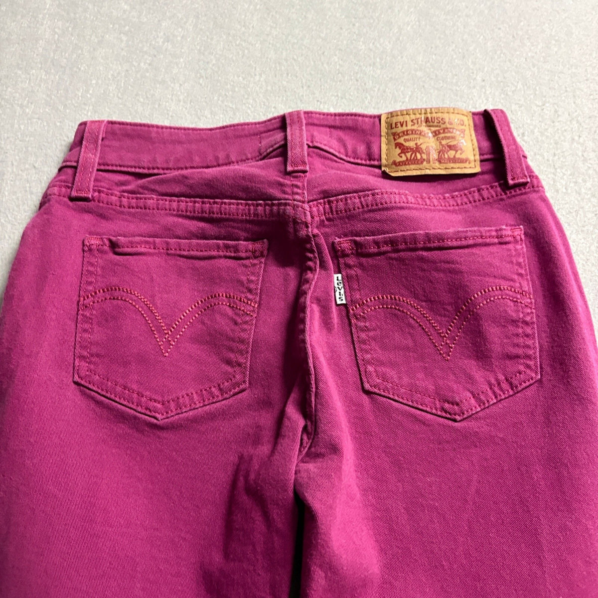 Levi's 535 Super Skinny Jeans Womens Size 25 Purple Magenta Stretch Denim Pants