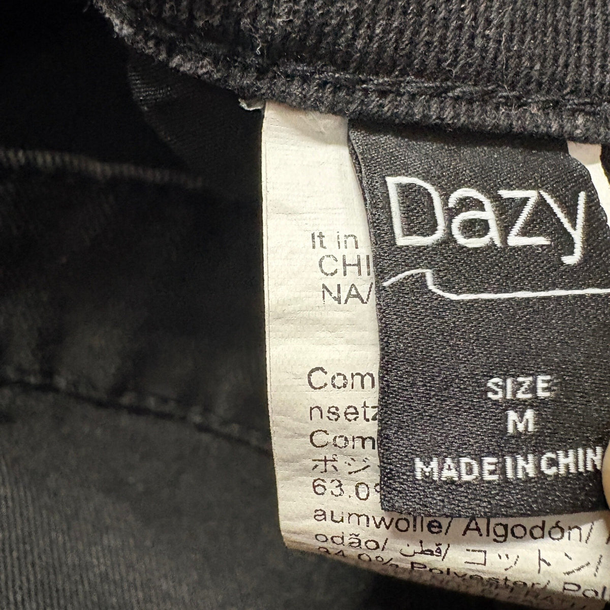 Dazy Black Denim Cargo Shorts Womens Medium Fade Wash High Rise Utility Y2K