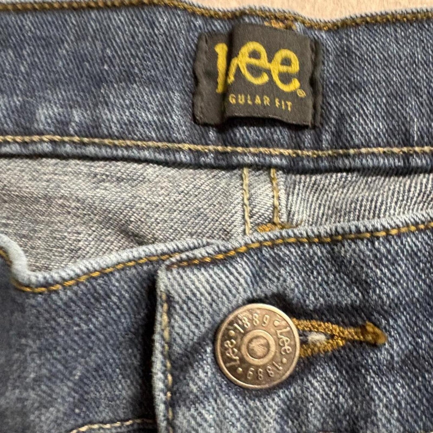 Lee Regular Fit Straight Leg Jeans Mens 42x30 Blue Comfort Stretch Denim New