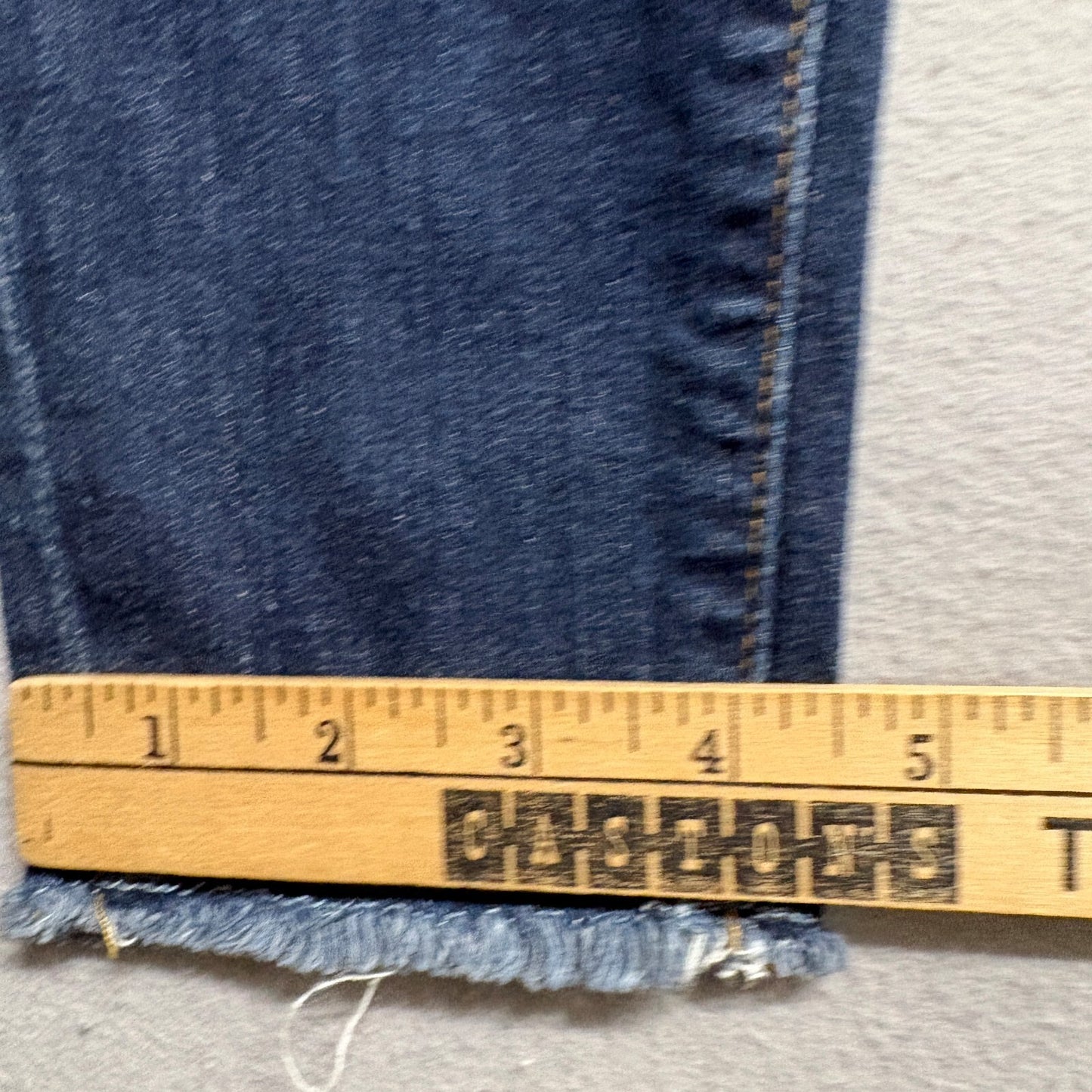 Good American Good Legs Skinny Jeans Distressed Raw Hem Sz 2/26 Classic