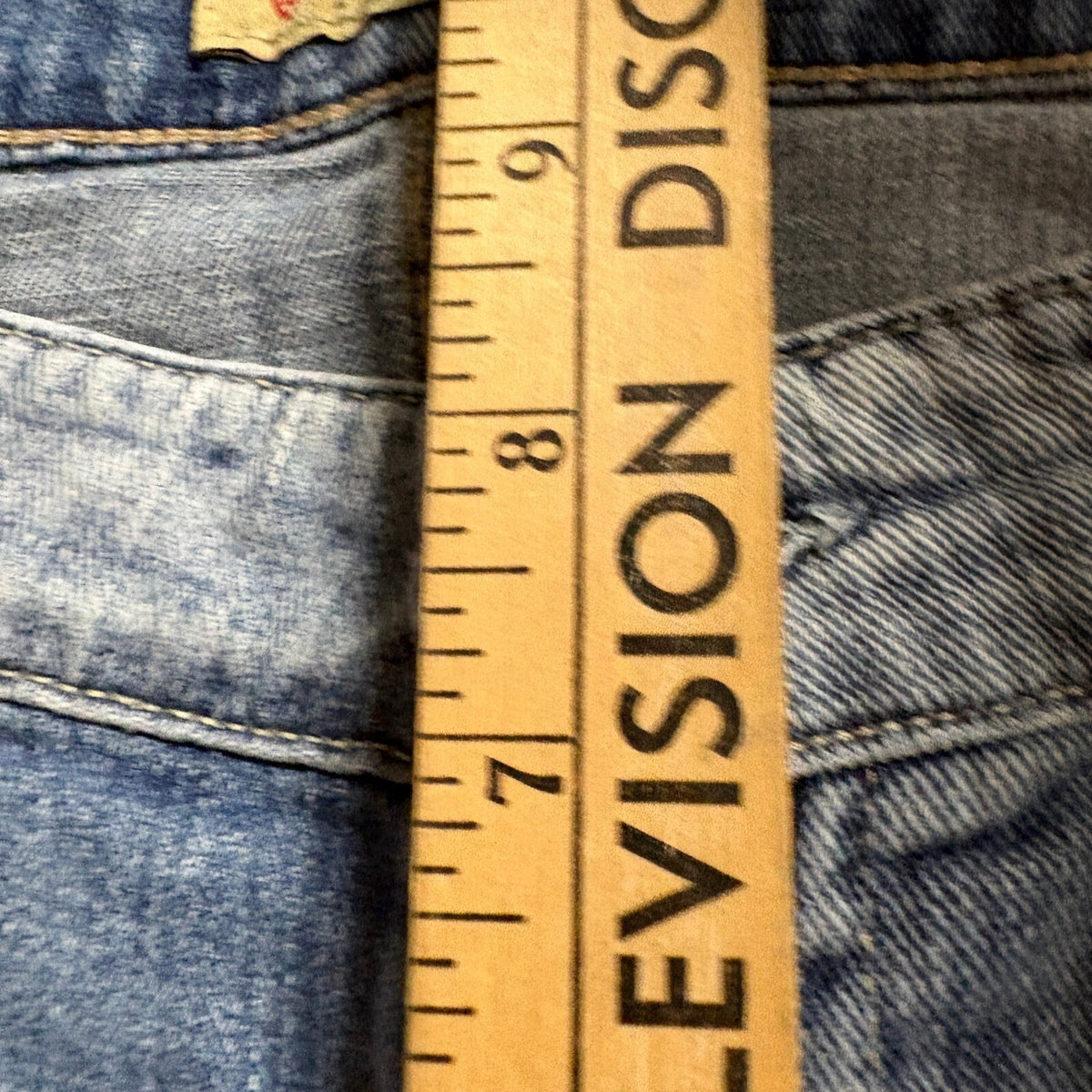 GUESS Los Angeles Brittney Relaxed Skinny Jeans Mens Women Size 28 Light