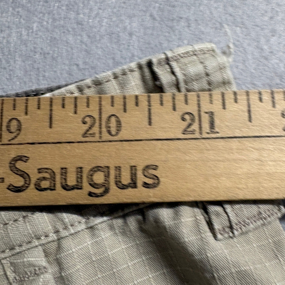 Cabelas Cargo Pants Mens 44x30 Tan Cotton Ripstop Classic Fit Outdoor Hiking