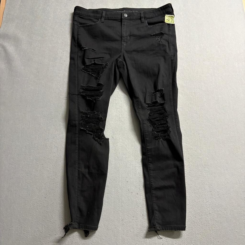 American Eagle Next Level Stretch Jeans Womens 16 Regular Black Distressed