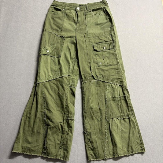 Forever 21 Womens Cargo Pants Size M Green Ripstop Patchwork Wide Leg Raw Hem