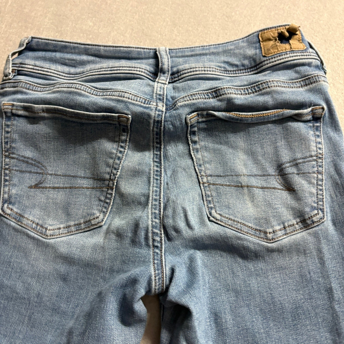 American Eagle Next Level Stretch Jeans Womens Size 2 Regular Blue Flare Denim