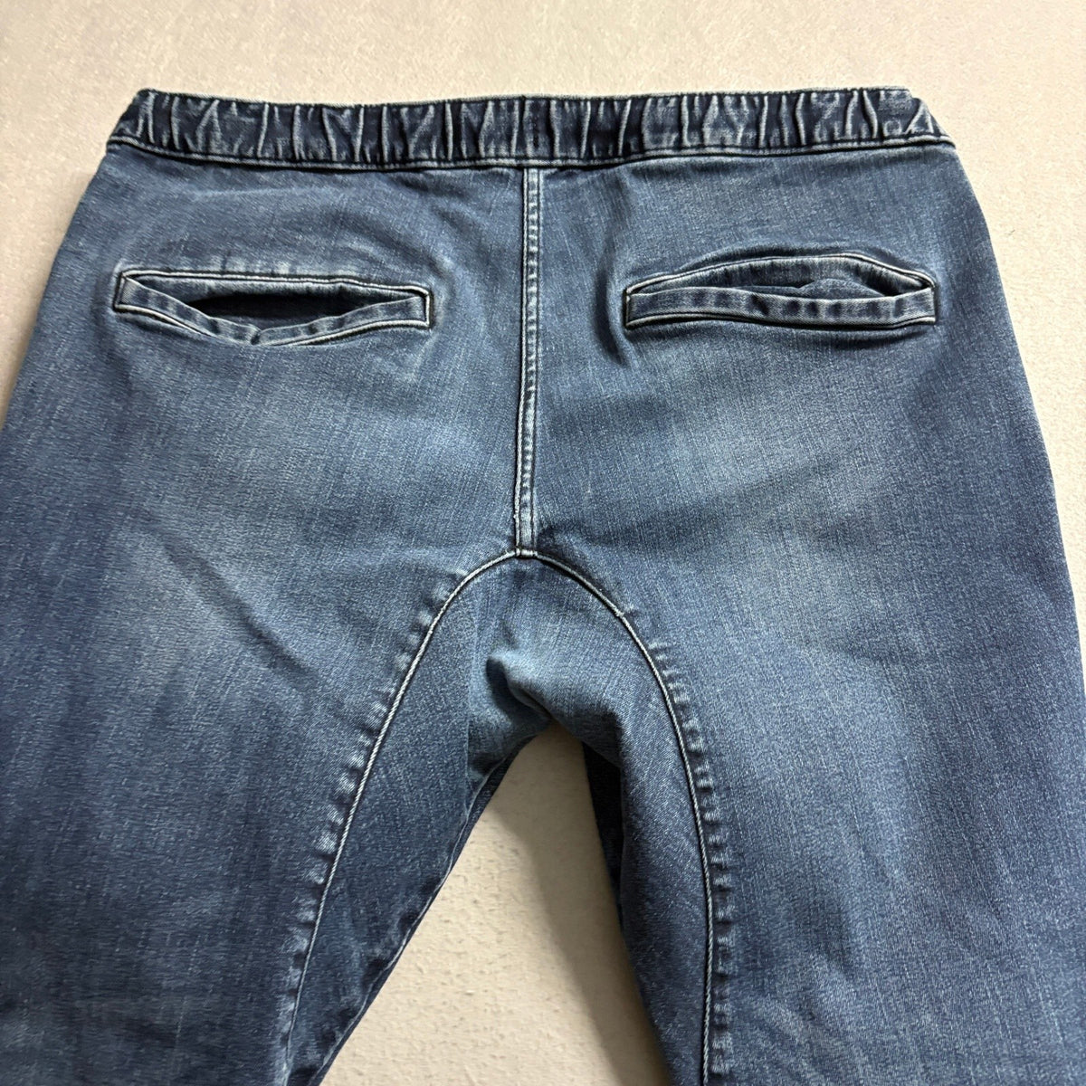 H&M Divided Mens Jogger Jeans Size 34 Blue Denim Elastic Drawstring Waist