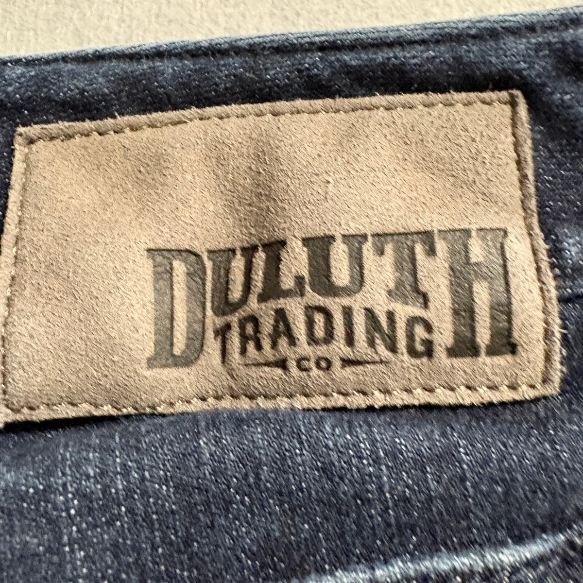 Duluth Trading Co Womens 10 Regular Curvesetter Waistband Dark Wash Utility