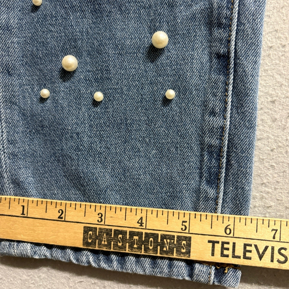Ashley Mason Pearl Embellished Jeans Womens Size 00 23 Medium Blue Denim