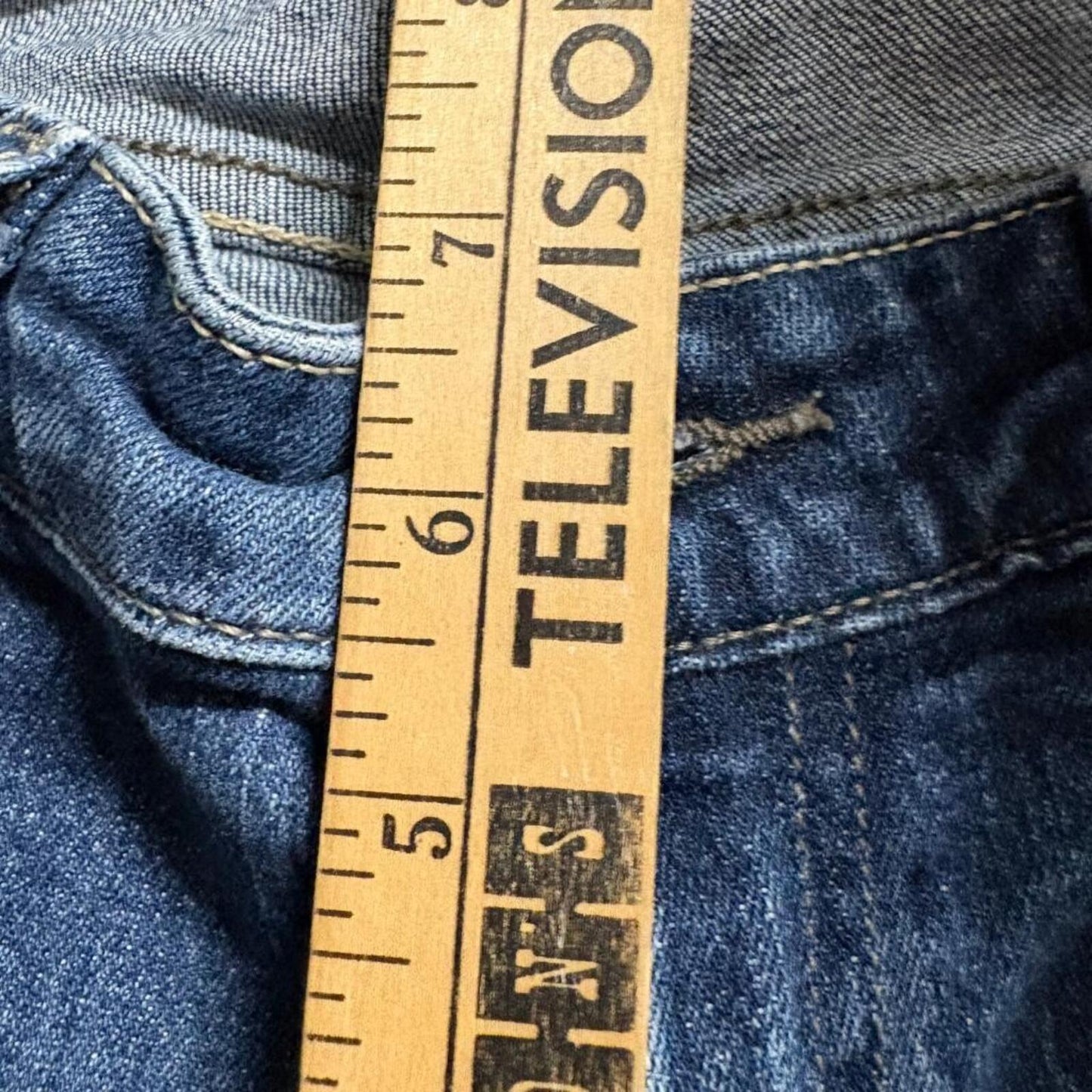 Levi's 524 Too Superlow Jeans Womens 9 Short Blue Denim Low Rise Slim Straight