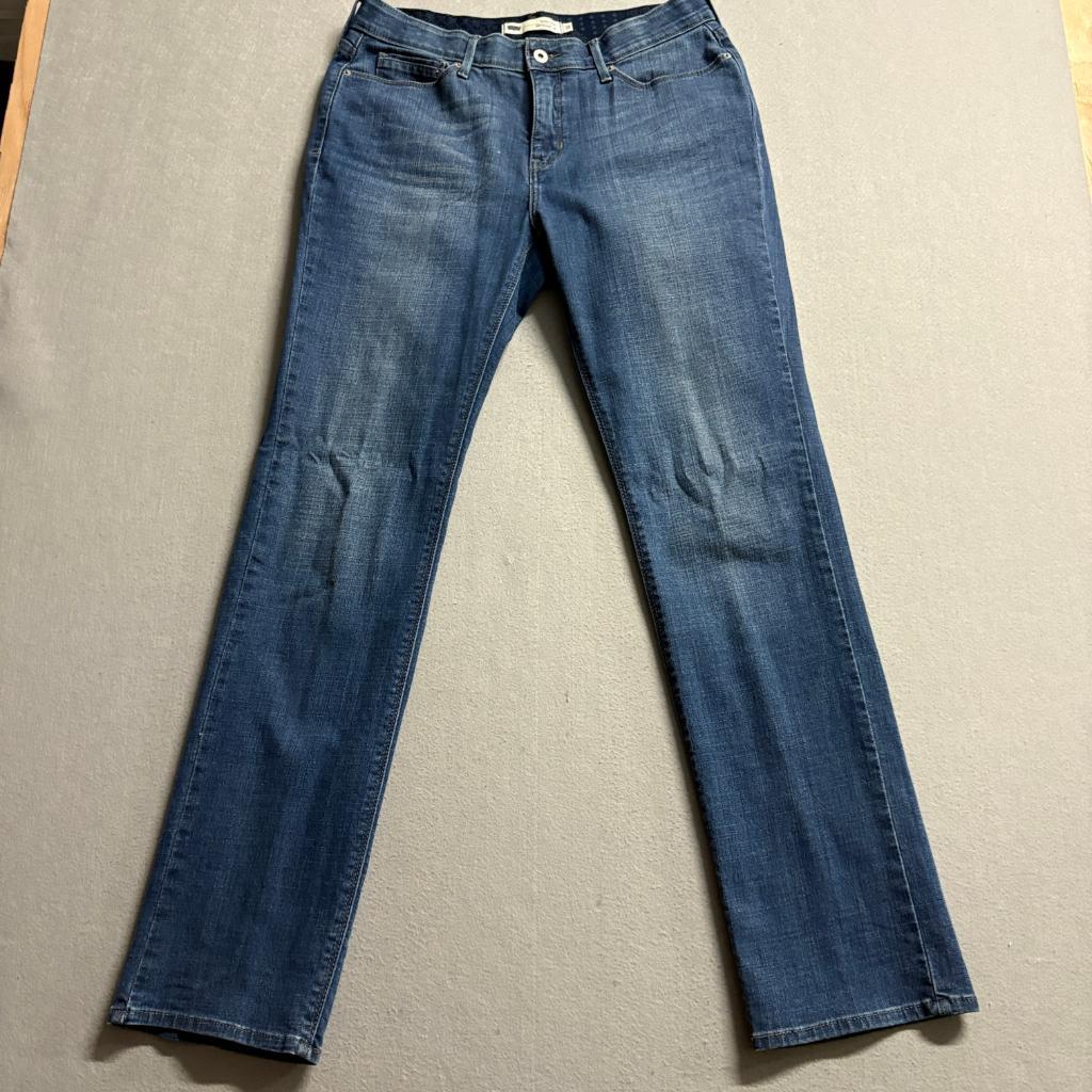 Levis 525 Perfect Waist Straight Leg Jeans Womens Size 12M Blue Denim Stretch