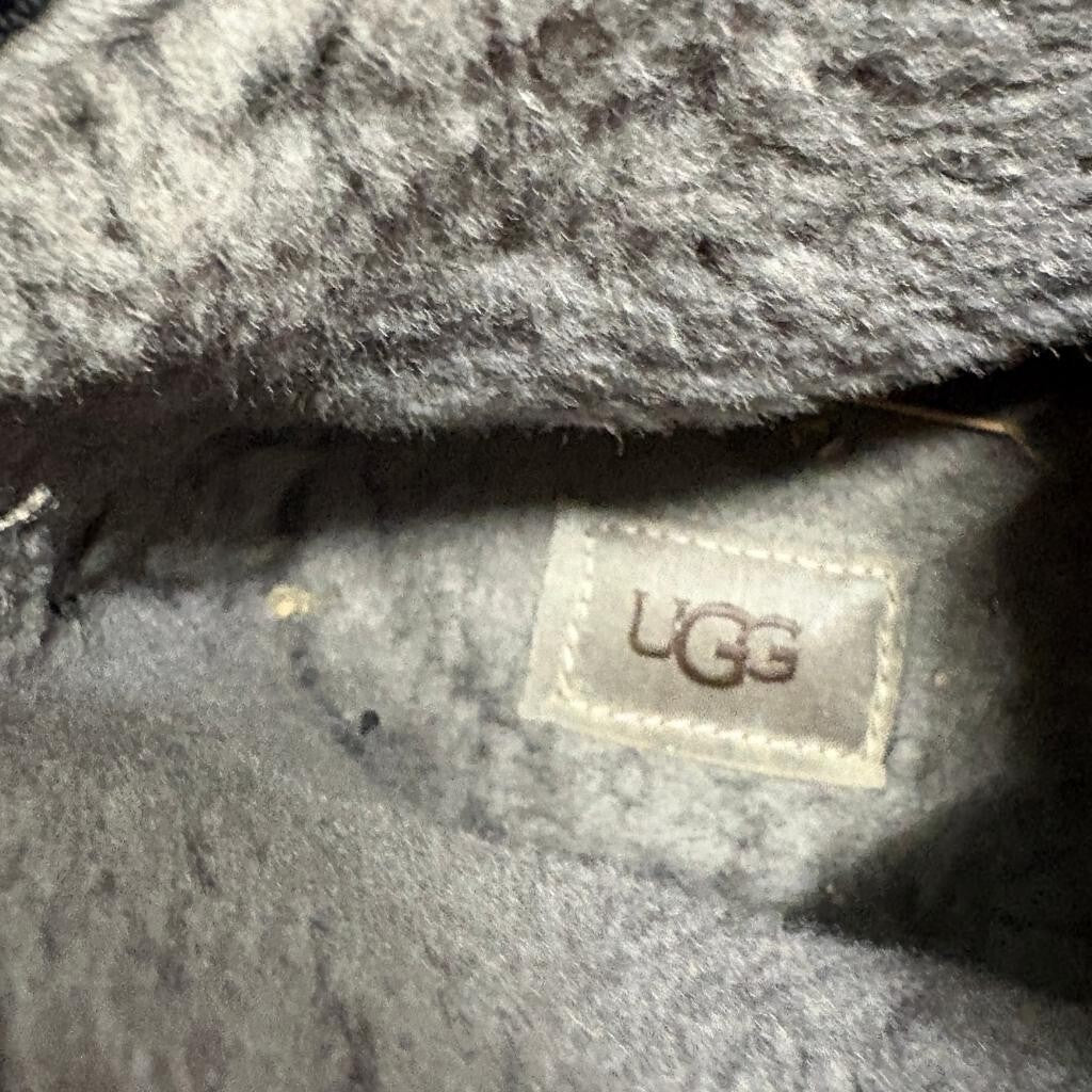 UGG M Neumel Black Suede Mens Size 12 Chukka Boots Shearling Lined 3236 with Box