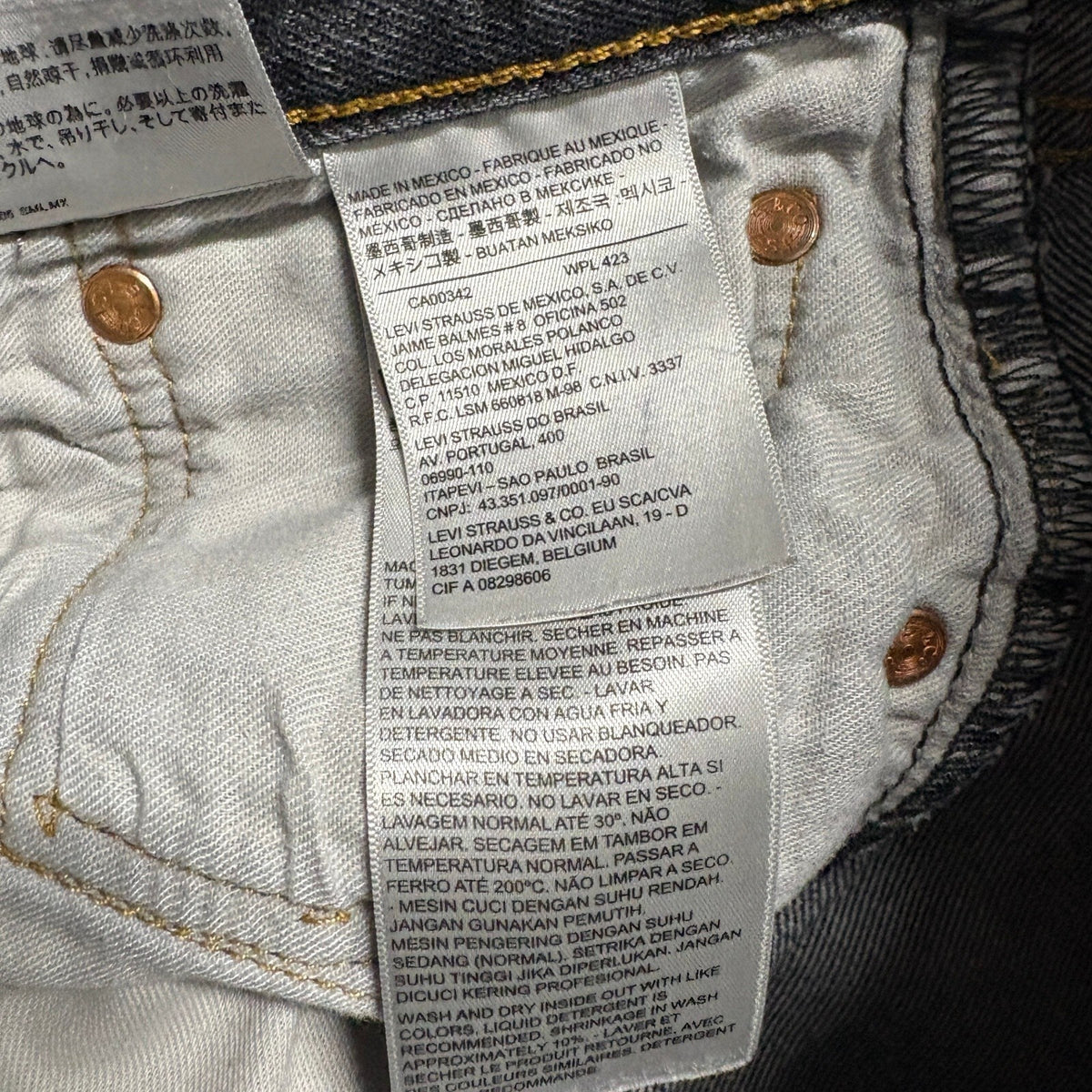 Levi's 501 Original Fit Jeans Mens 34x34 Grey Black Denim Button Fly Pants