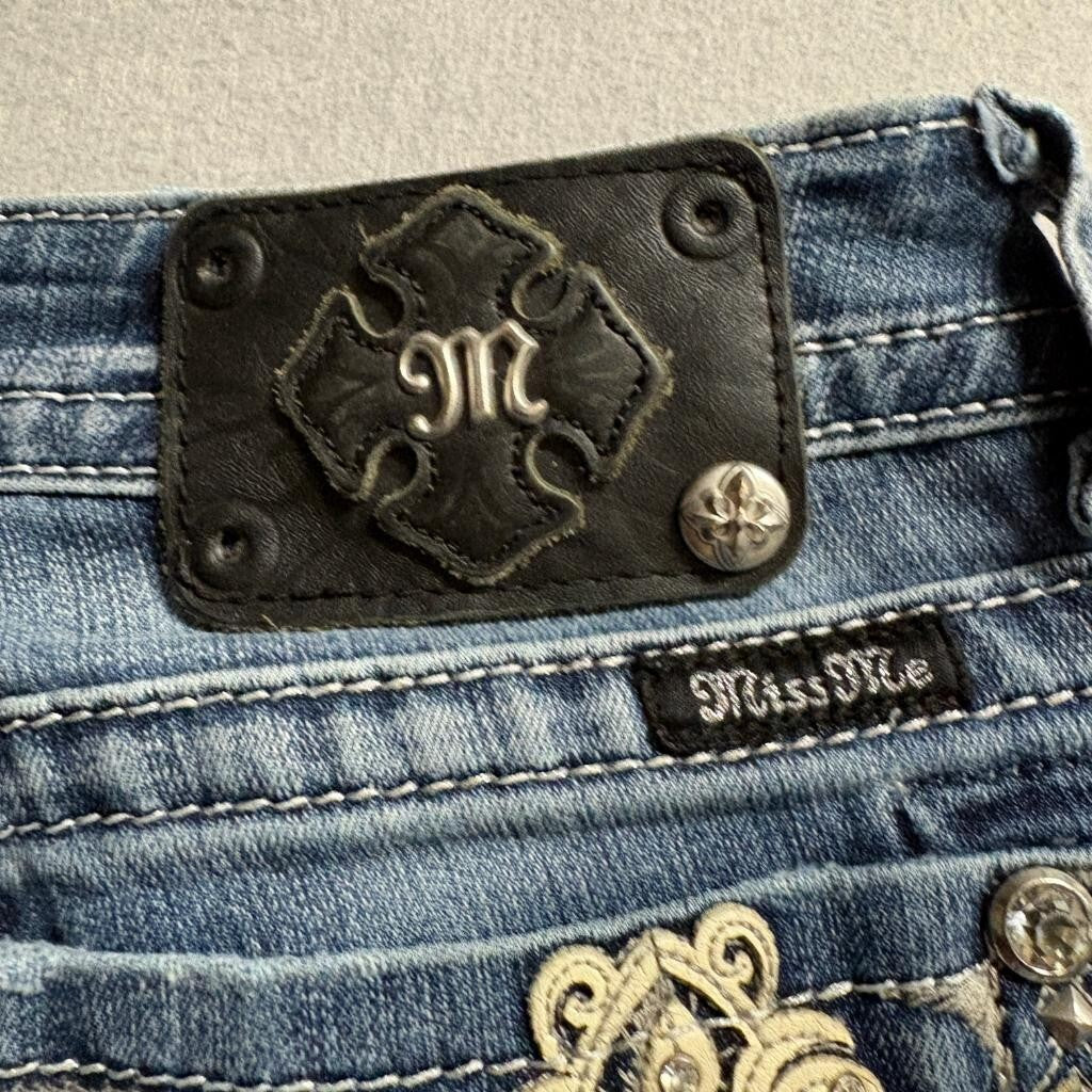 Miss Me Bootcut Jeans Womens 29 Blue Distressed Embellished JP6187B Inseam 32