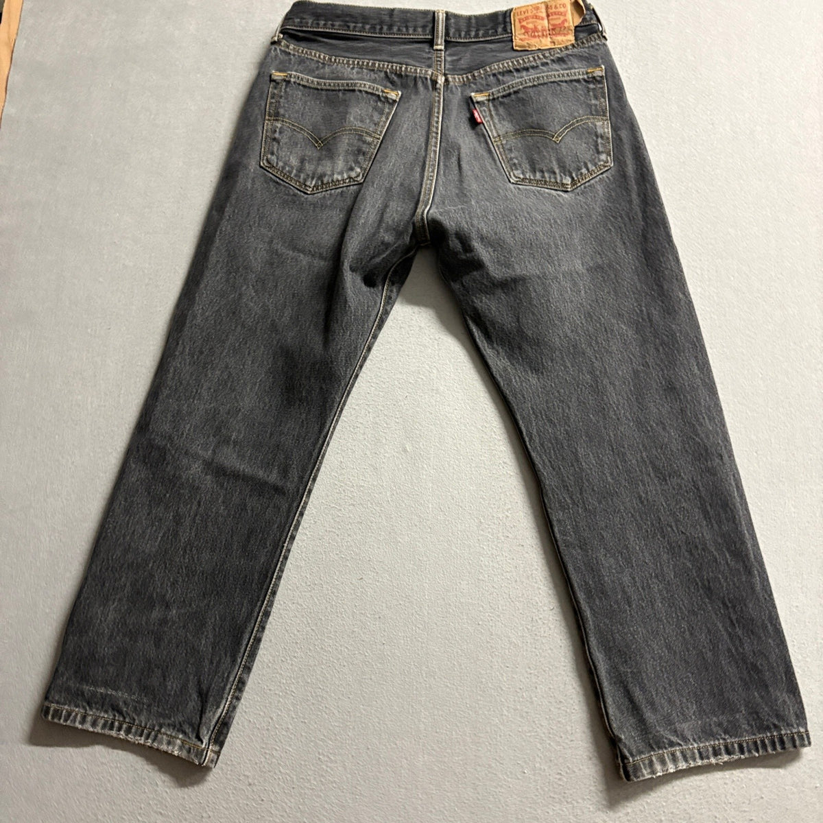Levi's 501 Original Fit Jeans Mens 34x34 Grey Black Denim Button Fly Pants