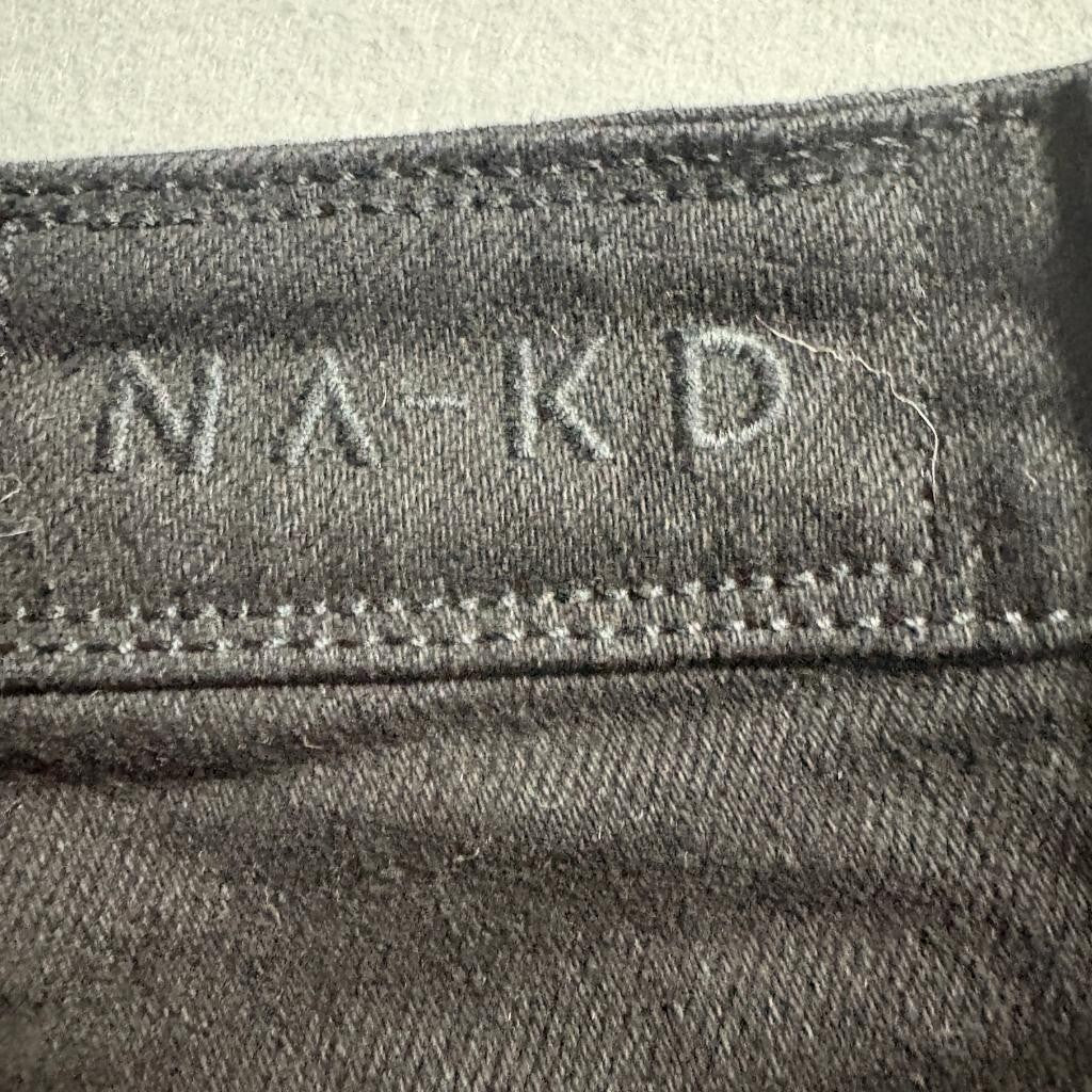 NA-KD Straight High Waist Cropped Jeans Womens Size 34 Black Denim