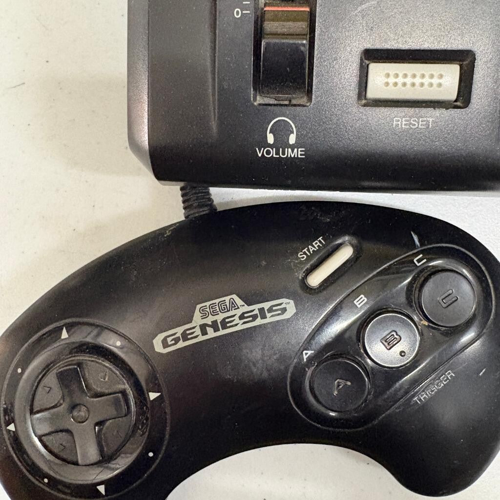 Sega Genesis Model 1 Console working Power Base Converter Controller and 7 Games