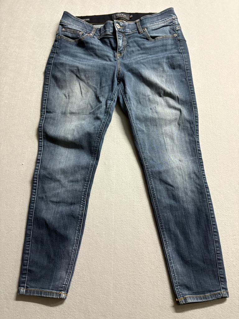 Torrid Premium Bombshell Skinny Jeans Womens 18R Medium Wash Stretch Denim Plus