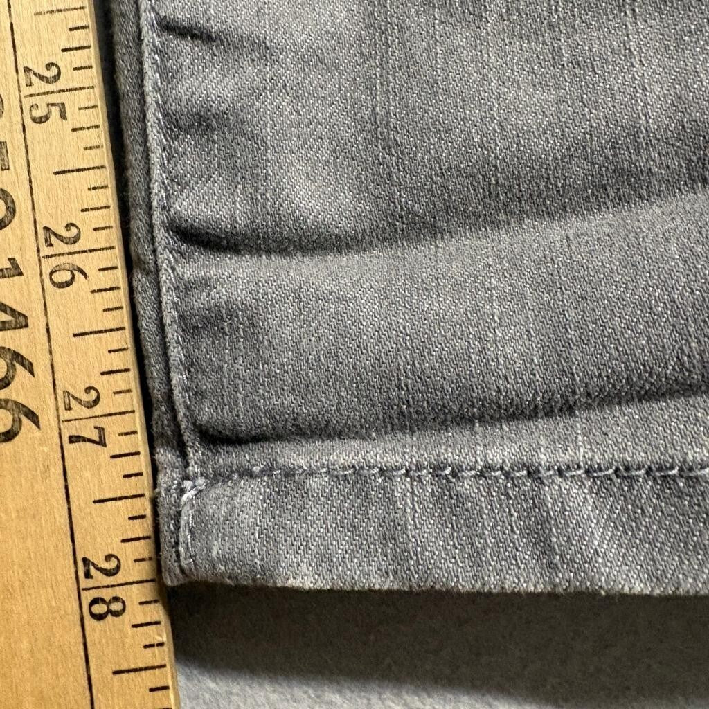 Chicos Platinum Denim Gray Straight Leg Jeans Womens Size 0.5 Medium Wash