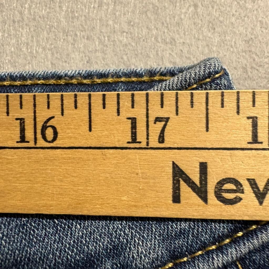 Levis 711 Skinny Ankle Jeans Womens 33 Distressed Ripped Knee Frayed Hem Blue