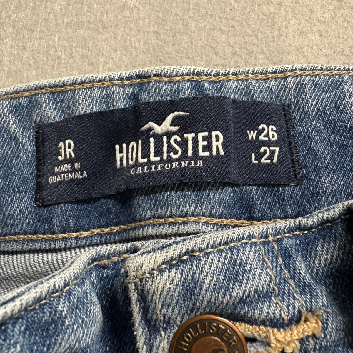 Hollister Ultra High Rise Mom Jeans Womens 3R W26 L27 Blue Stretch Denim Raw Hem