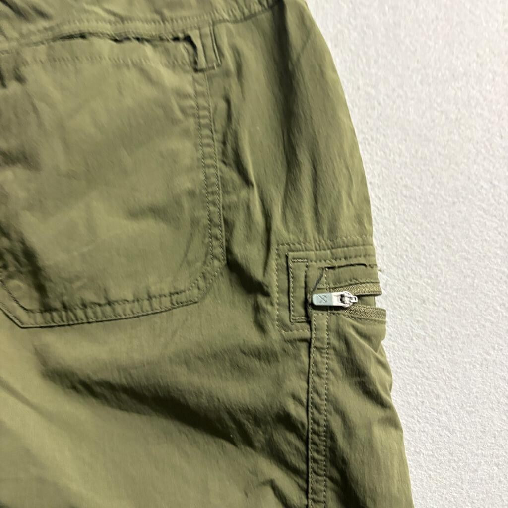 REI Co-op Sahara Cargo Shorts Womens Size 8 Green Nylon Spandex Hiking Outdoor