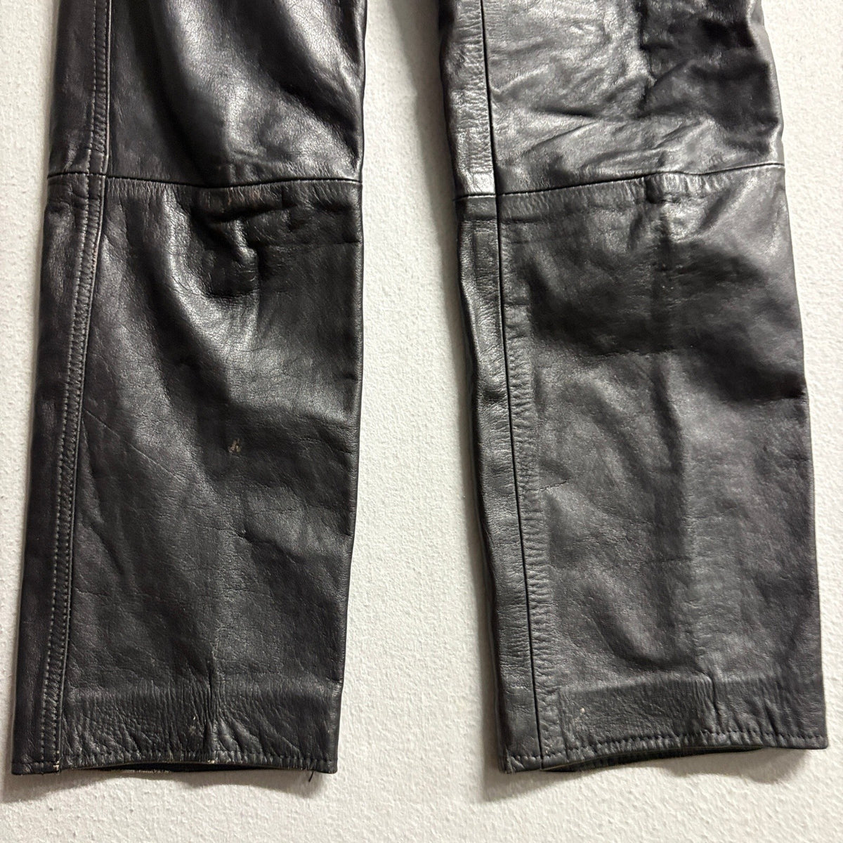 Vintage Black Genuine Leather Pants Womens 3/4 High Rise Straight Leg 90s